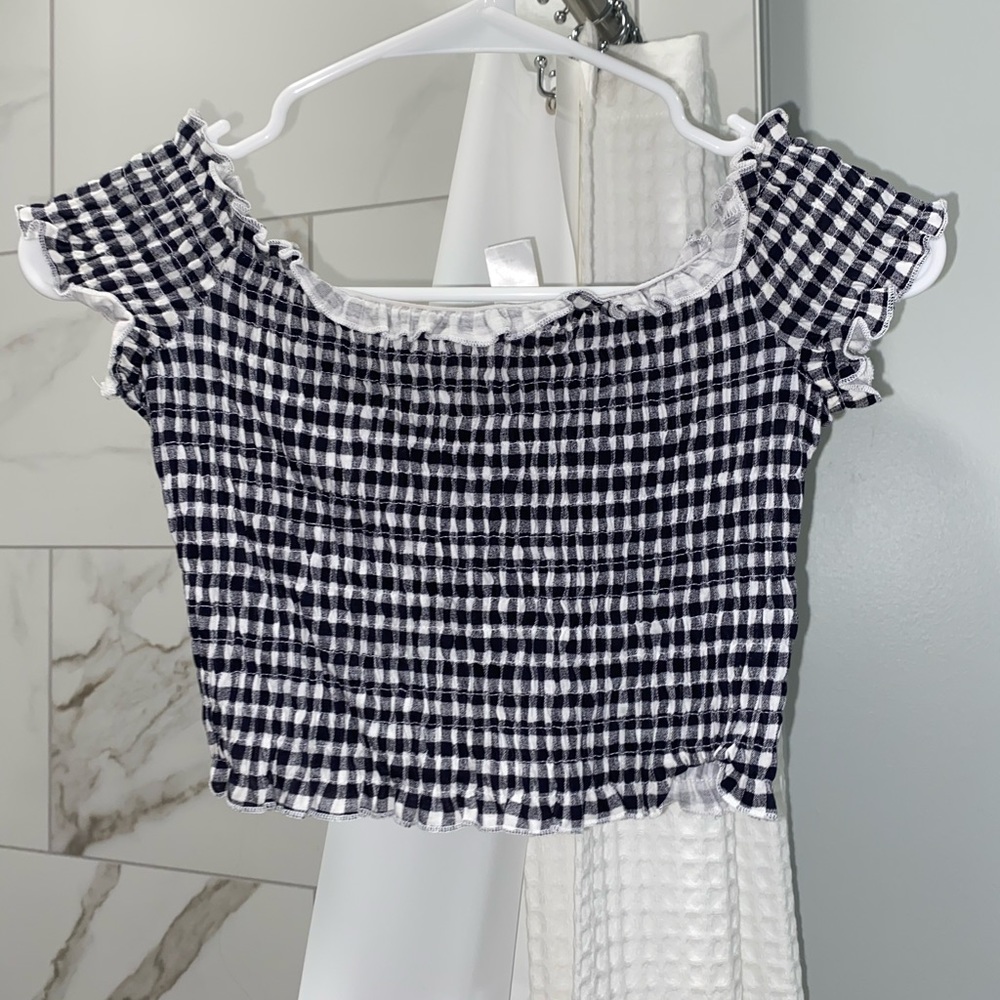 Black checkered crop top